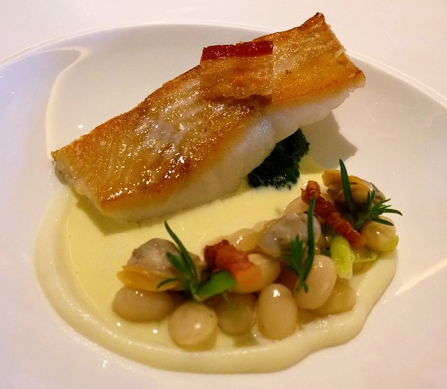 ../Images/TING,CHIEN-WEI.United Kingdom.Petrus (12).jpg